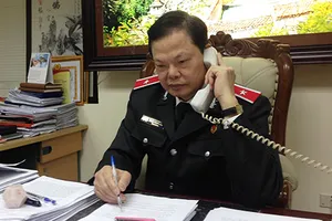 Tặng quà nhỏ, mua lại to