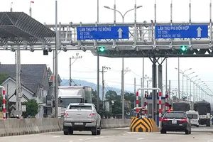 Ưu ái nên cho tăng phí giao thông?