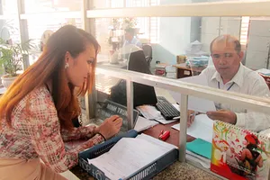 Cấp số định danh cá nhân: Lúng túng và... hẹn