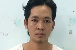 Bắt nhóm cưỡng đoạt tiền công nhân