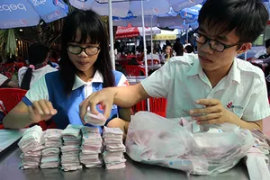 Chuyện đổi vé xe buýt cũ lấy xe lăn mới…