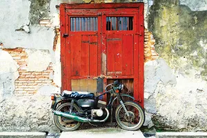 Cuốc xe ôm sáng mùng một tết