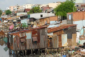 4.860 tỉ đồng dời hơn 5.800 căn nhà trên kênh ở TP.HCM