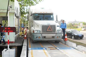 Người tố cáo ‘cho xe qua trạm’ bị đe dọa