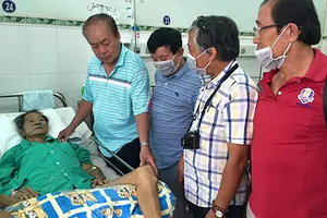 Giao hữu gây quỹ giúp đỡ cựu thủ môn Minh Lý: Mọi người vì một người