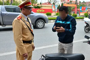 Thiếu tướng Trần Thế Quân: ‘CSGT không thể lạm quyền theo Thông tư 01’