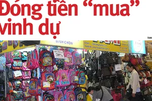 Loạn các chương trình vinh danh DN: Không có nội lực, lại thích sơn phết!