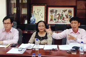 Cho nghỉ việc hàng loạt, ĐH Hùng Vương nói làm đúng quy trình