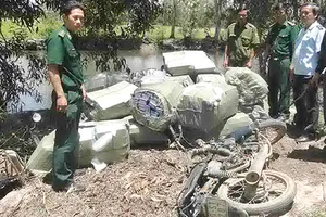 Từ 1-5, tạm giữ người buôn lậu tính bỏ trốn, phi tang