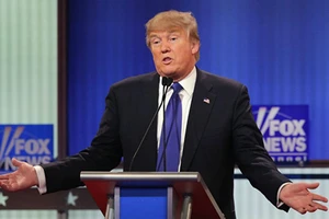 Donald Trump ‘bắt nạt’ Fox News