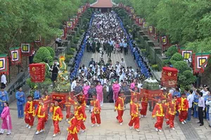 Cam kết không có ăn xin, ‘chặt chém’ ở giỗ tổ Hùng Vương 