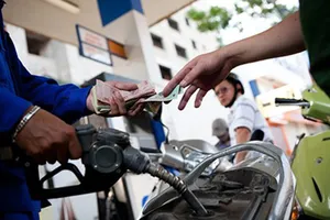 Làm gì để tránh tận thu, vắt kiệt sức dân?