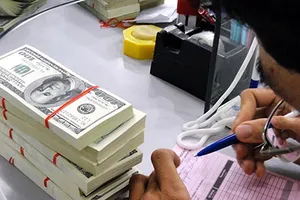 Thắt vay ngoại tệ, doanh nghiệp xuất khẩu gặp khó