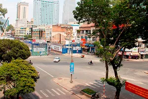 Metro chậm trễ vì cống thoát nước