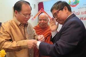 Lãnh đạo TP.HCM chúc mừng tết cổ truyền Lào và Campuchia