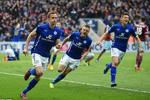 Leicester City sẽ vô địch sớm mấy vòng?