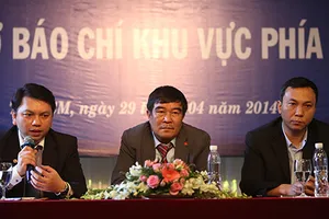 Phó chủ tịch VFF ngồi chơi xơi nước?