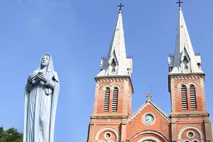 Nhà thờ cổ Sài Gòn - Bài 6: Phục hồi vẻ đẹp nguyên sơ nhà thờ Đức Bà