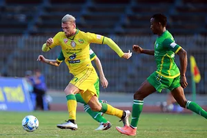 Nhìn V-League, lo cho diện mạo đội tuyển