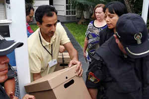 Châu Âu đối phó với hồ sơ Panama