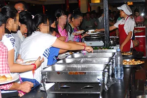 Kém văn minh, du khách Việt tự hại mình