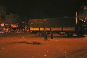 Nổ mìn tự sát làm đại tá công an bị thương