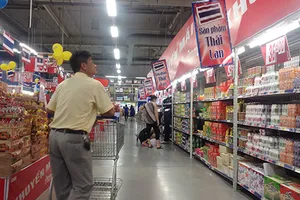 Đại gia Thái đá văng hàng Việt: Lỗi do ai? 