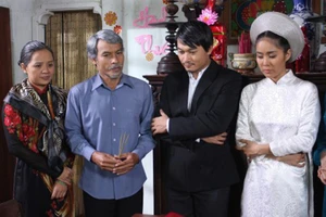 Những cây bút bạc tỉ - Bài 5: Võ Đắc Dự viết kịch bản nuôi cả nhà 