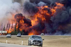 Các doanh nghiệp dầu mỏ sốt ruột do cháy rừng ở Canada 
