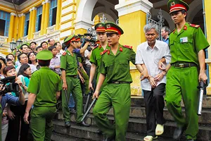 Nương tay với tham nhũng cũng phải bị xử lý