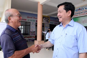  Bí thư Đinh La Thăng: Quy hoạch đừng ‘trói’ quyền lợi của dân