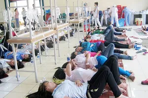 Hiểm họa từ cơ sở chế biến suất ăn tập thể