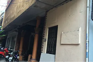 Chấp hành viên đòi ‘cưa’ tiền với đương sự