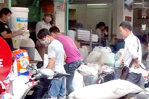 Bài toán quản chợ Kim Biên