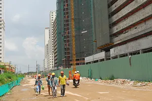 Được tháo ‘vòng kim cô’, địa ốc thở phào 