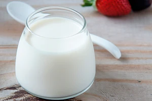 Bị ung thư vú không nên ăn sữa chua