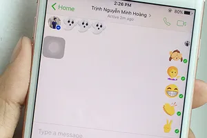 Mang các biểu tượng cảm xúc cũ về lại Messenger