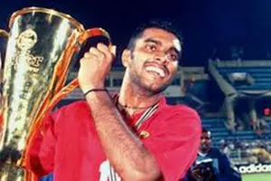 Hữu Thắng nhớ cái lưng Sasi Kumar