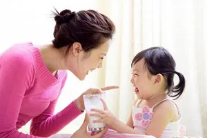 Thấy trẻ ít nói, cha mẹ hãy coi chừng!