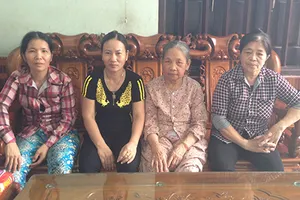 7 phụ nữ bị tội vì cản hát hầu đồng ở đình 