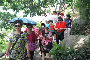 ‘Nghi án’ bảo kê khách Trung Quốc đến Nha Trang