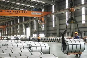 Thép Việt Nam kiện thép nhập khẩu