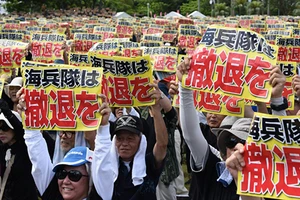 Biểu tình lớn phản đối Mỹ ở Nhật