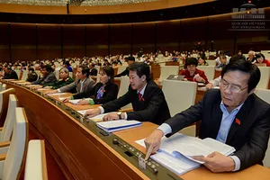 Phải đổi quy trình và huy động hiền tài làm luật