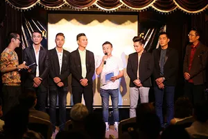 Gia đình vui nhộn của X-Pro miễn phí cho công chúng 