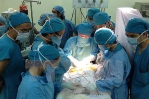 Cần Thơ: Cứu sống sản phụ mất máu nặng do nhau tiền đạo