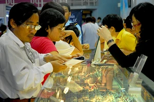 Giá vàng tăng đột biến: 39,7 triệu/lượng