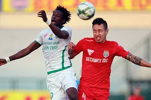 Vòng 15 Toyota V-League: Mùa Euro nghiệt ngã…