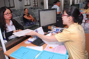 Chậm giải quyết hồ sơ của dân, cán bộ sẽ bị điều chuyển