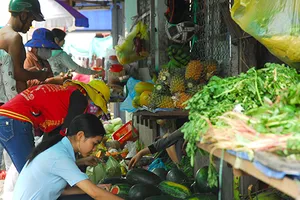 Đề xuất tăng lương tối thiểu vùng lên 400.000 đồng